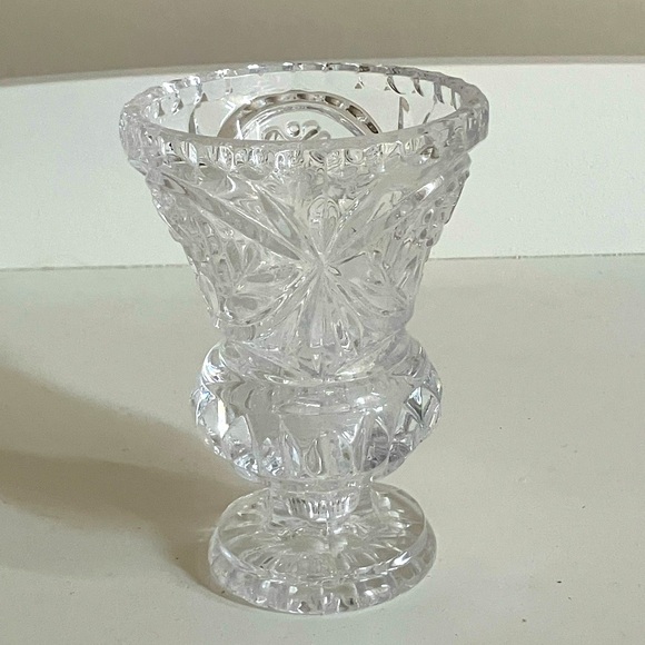 Vintage Crystal Vase - Picture 1 of 3